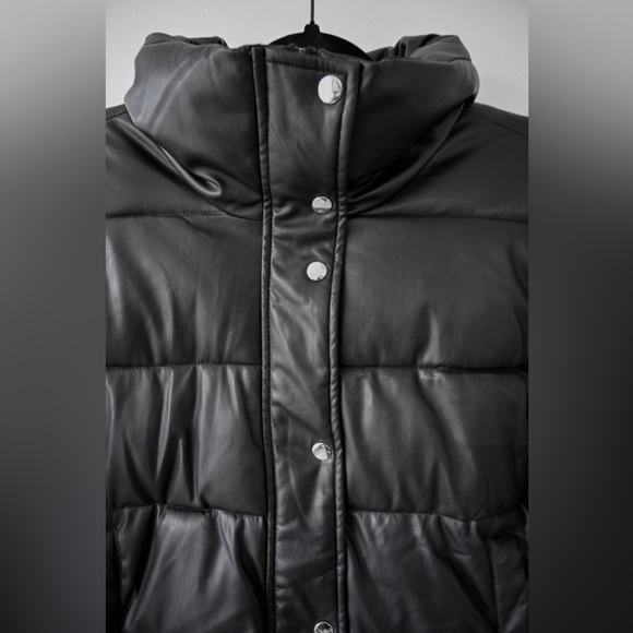 Avec Les Filles Faux Leather Puffer -BLACK - Picture 4 of 8